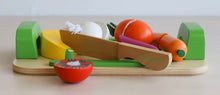 Load image into Gallery viewer, Discoveroo Fruit &amp; Veg Cutting Set
