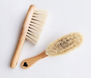 Lullalove: Hairbrush Set with Goat's Bristle Brush  and Washcloth - Honey Pattern