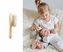 Load image into Gallery viewer, Lullalove: Hairbrush Set with Goat&#39;s Bristle Brush  and Washcloth - Honey Pattern
