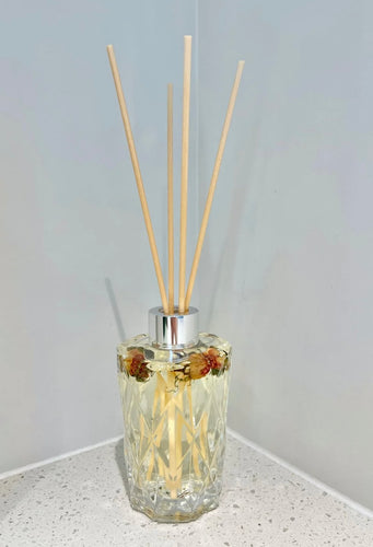 Mila Mae & Co - Vintage Style Reed Diffusers