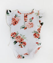 Load image into Gallery viewer, Snuggle Hunny Short Sleeve Bodysuit