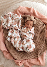 Load image into Gallery viewer, Snuggle Hunny - Rosette | Organic Muslin Wrap