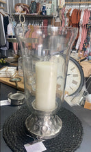 Load image into Gallery viewer, Hurricane Lamp